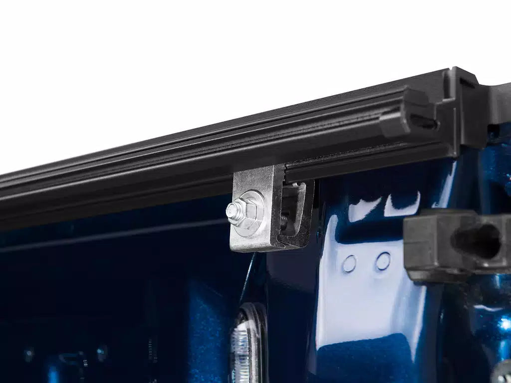 BAK 19-20 Chevy Silverado 5ft 8in Bed (New Body Style) BAKFlip FiberMax