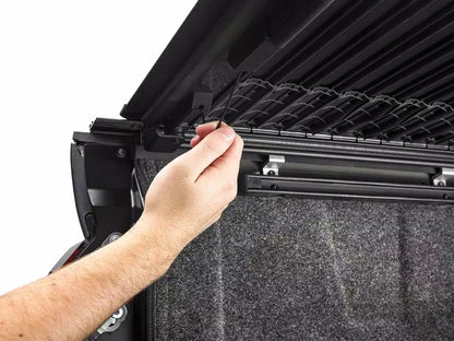 BAK 19-24 Dodge Ram (w/o Ram Box) Revolver X4ts 5.7ft Bed Cover w/T-Slot Rails