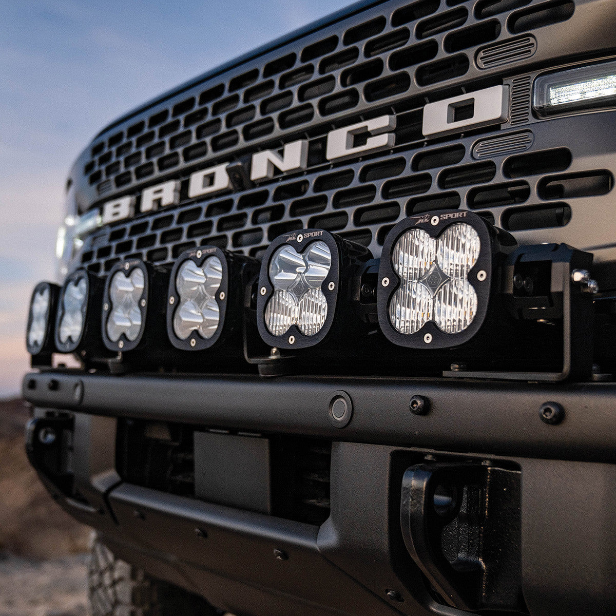 Baja Designs 2021+ Ford Bronco 6 XL Linkable Light Bar Kit Steel Bumper Mount w/Upfitter