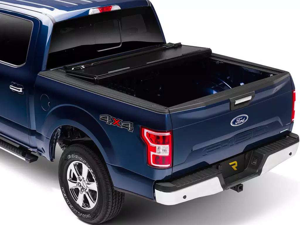 BAK 2020 Jeep Gladiator 5ft Bed BAKFlip FiberMax