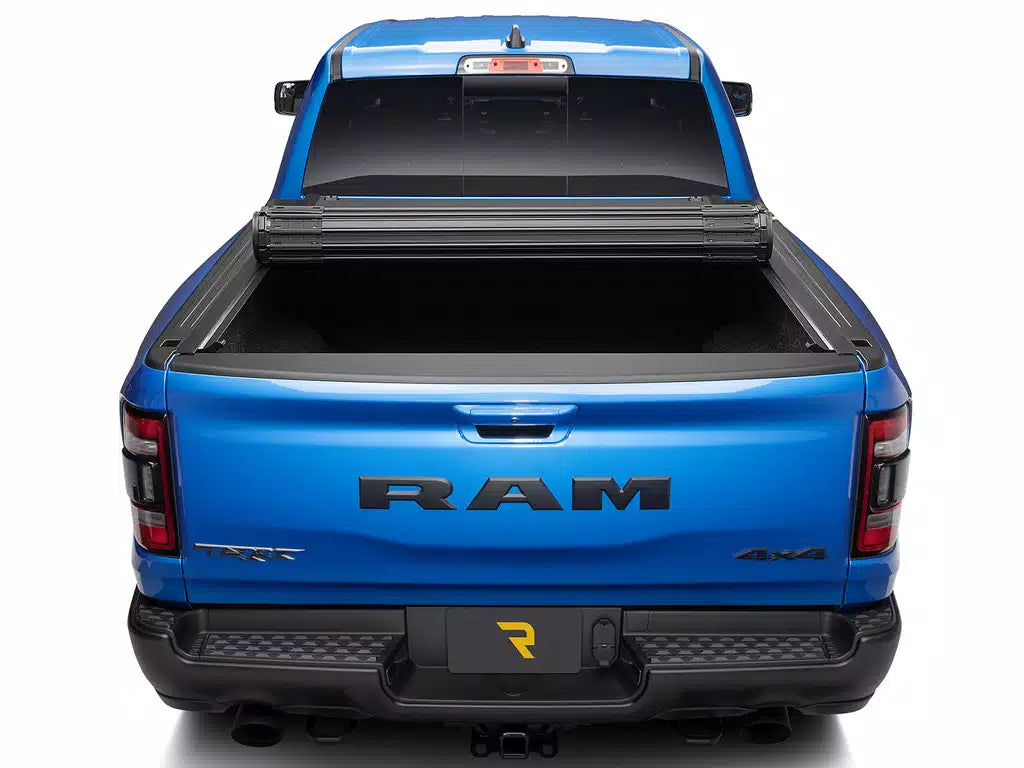 BAK 2024 Toyota Tacoma Revolver X4s 6ft Bed Cover