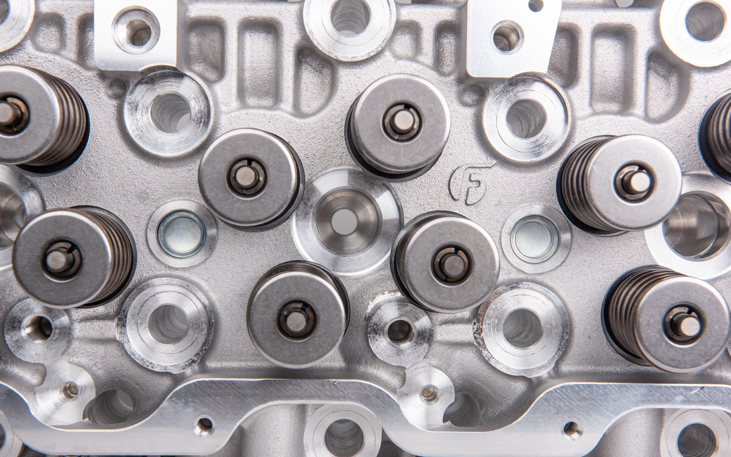 Fleece Performance 01-04 GM Duramax LB7 Freedom Cylinder Head w/Cupless Injector Bore (Driver Side)